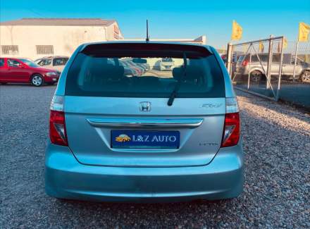 Honda - FR-V