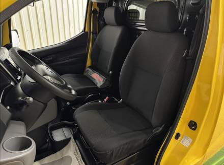 Nissan - NV200