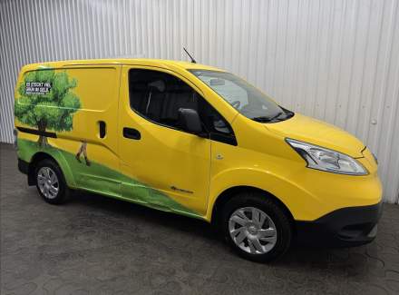 Nissan - NV200