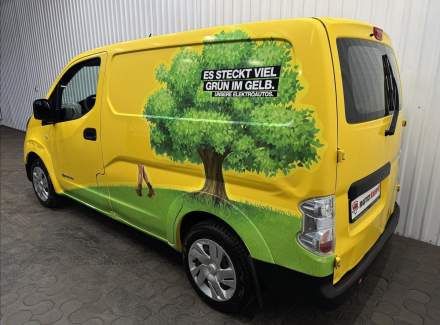 Nissan - NV200