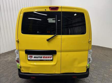 Nissan - NV200