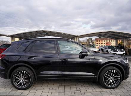 Volkswagen - Touareg