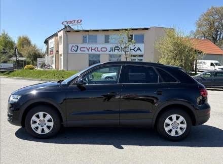 Audi - Q3