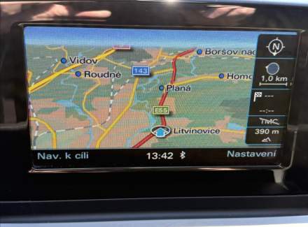 Audi - Q3