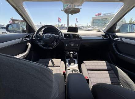 Audi - Q3