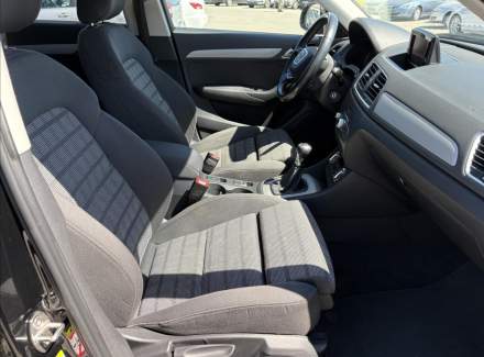 Audi - Q3