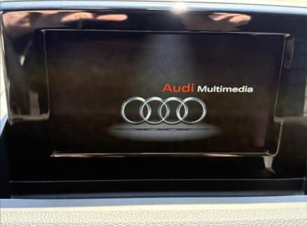 Audi - Q3