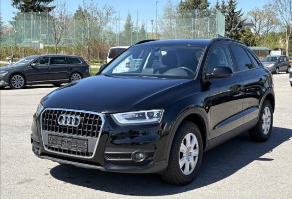 Audi - Q3