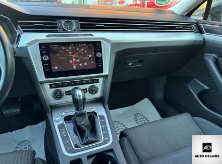 Volkswagen - Passat