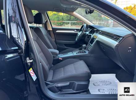 Volkswagen - Passat