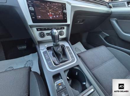 Volkswagen - Passat