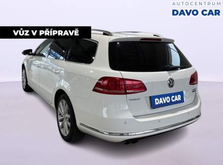 Volkswagen - Passat