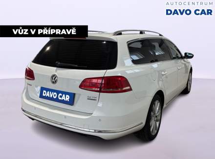 Volkswagen - Passat