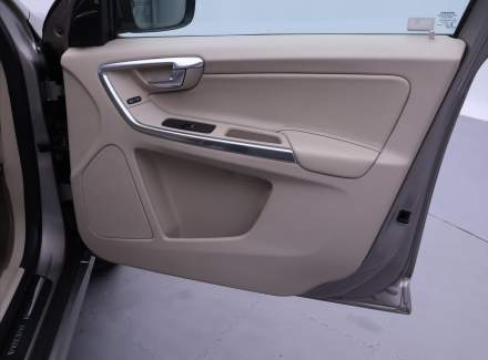 Volvo - XC60