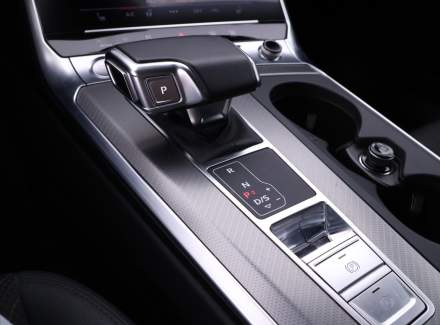 Audi - A6