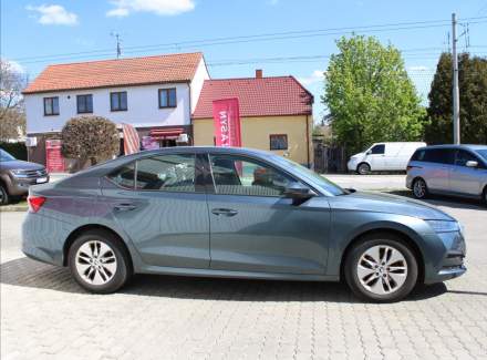 Škoda - Octavia