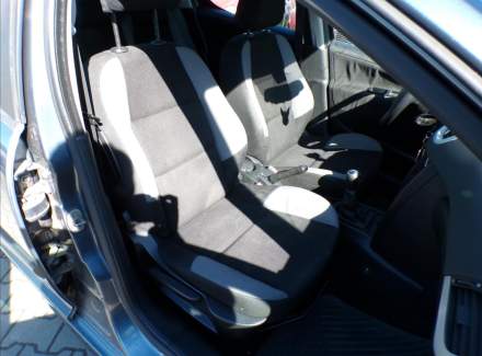 Peugeot - 207