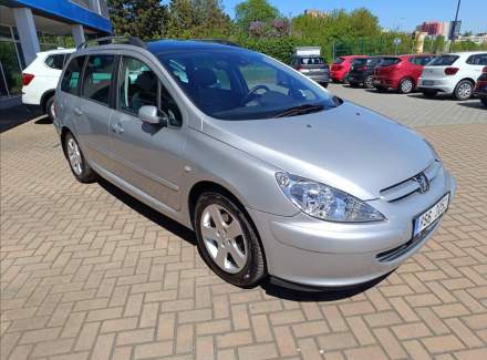 Peugeot - 307
