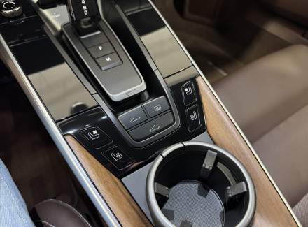 Porsche - 911