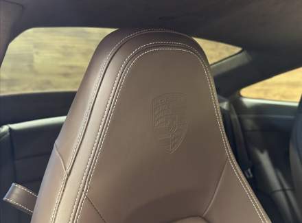 Porsche - 911