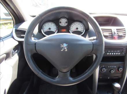 Peugeot - 207
