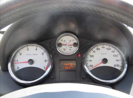 Peugeot - 207