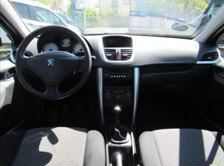 Peugeot - 207