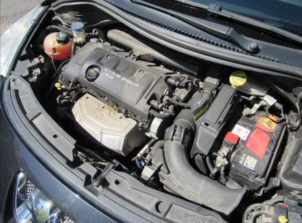 Peugeot - 207