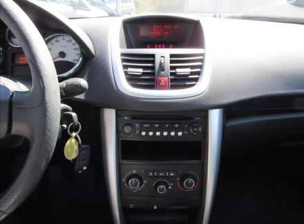 Peugeot - 207
