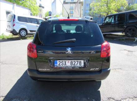 Peugeot - 207