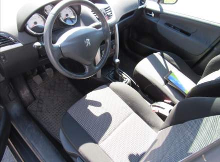 Peugeot - 207
