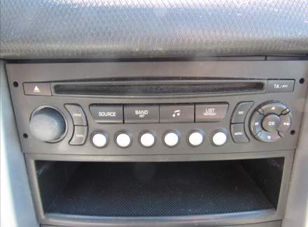 Peugeot - 207
