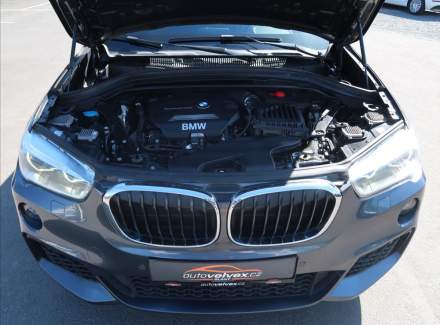 BMW - X1