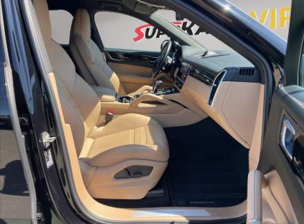 Porsche - Cayenne