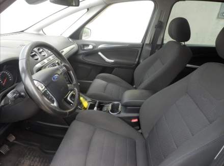 Ford - S-MAX