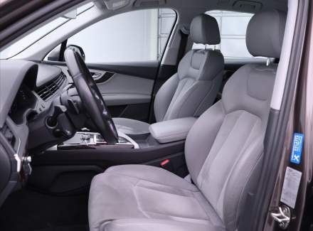 Audi - Q7