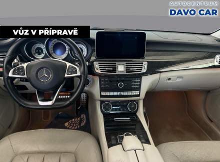 Mercedes-Benz - CLS