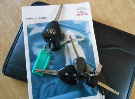 Toyota - RAV 4