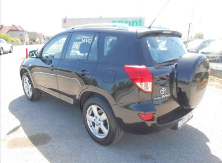 Toyota - RAV 4