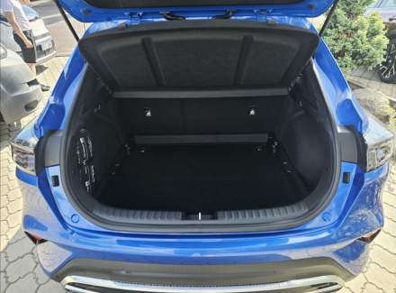 Kia - XCeed