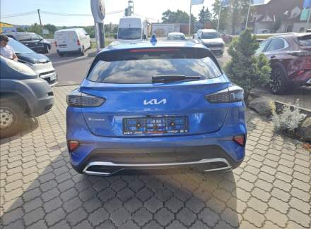 Kia - XCeed