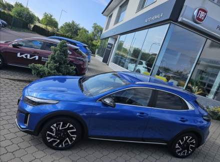 Kia - XCeed