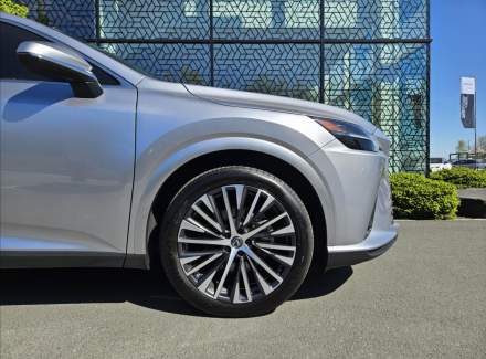 Lexus - RX