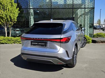 Lexus - RX