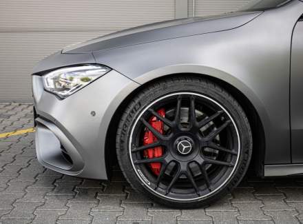 Mercedes-Benz - CLA
