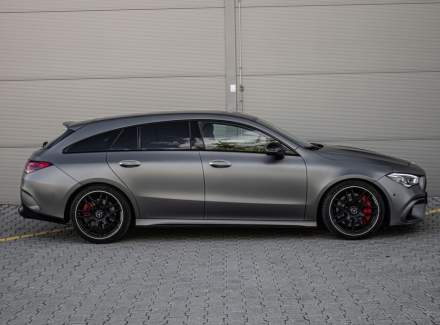 Mercedes-Benz - CLA
