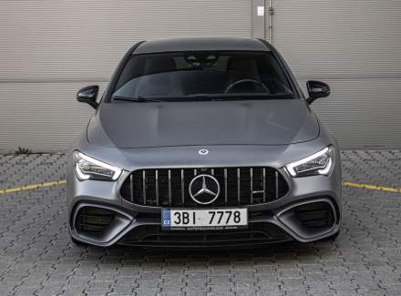 Mercedes-Benz - CLA