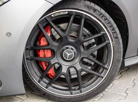 Mercedes-Benz - CLA
