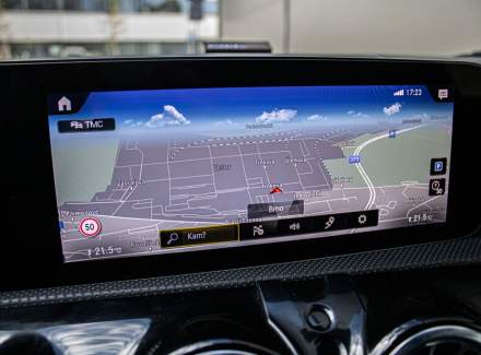 Mercedes-Benz - CLA