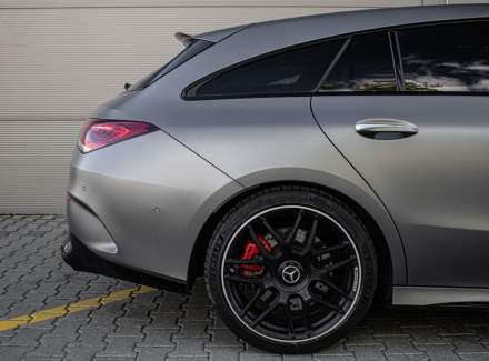 Mercedes-Benz - CLA